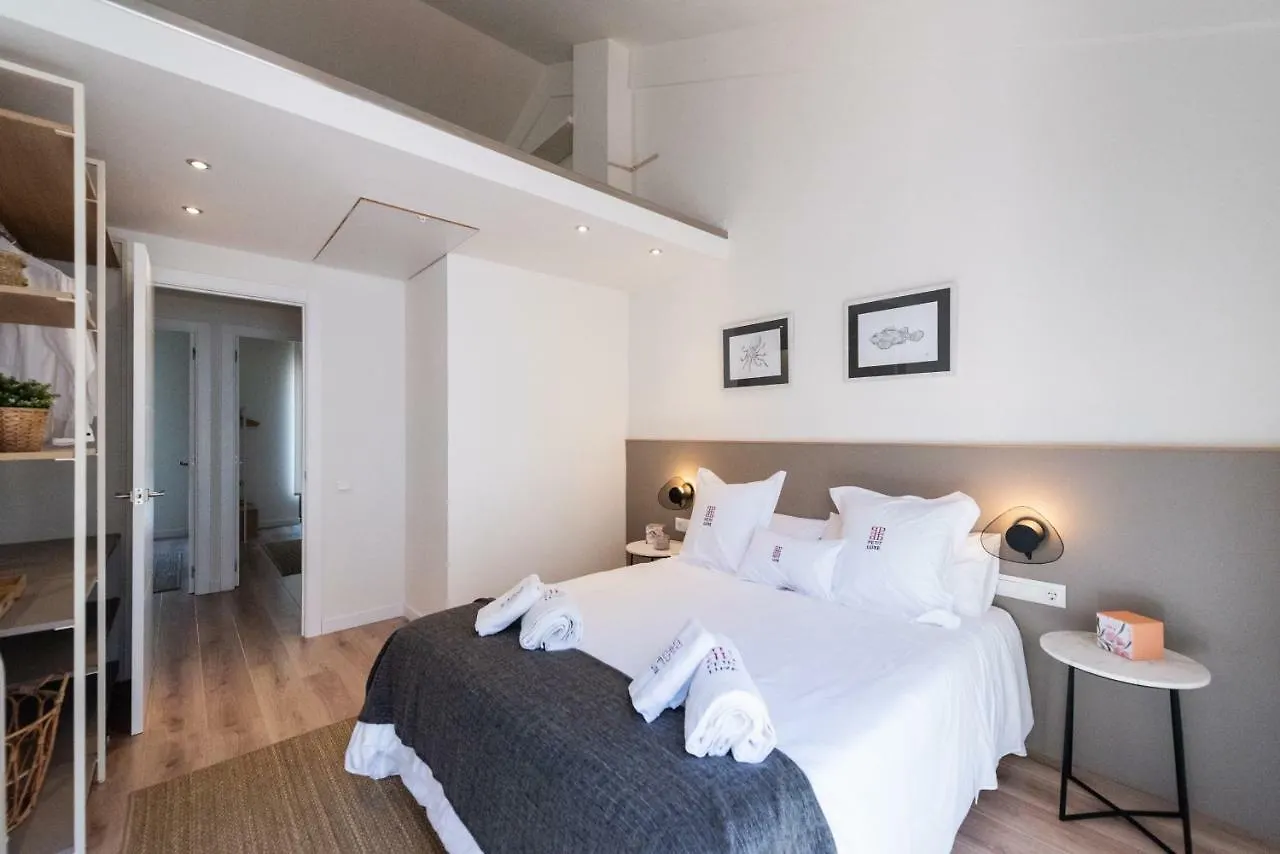 Ferienwohnung Petit Luxe Tobella Esquerra Terrassa Spanien