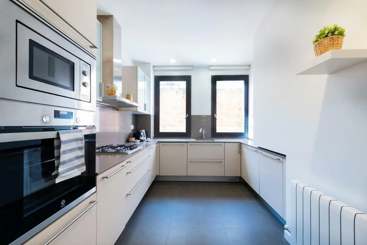 Ferienwohnung Petit Luxe Tobella Esquerra Terrassa