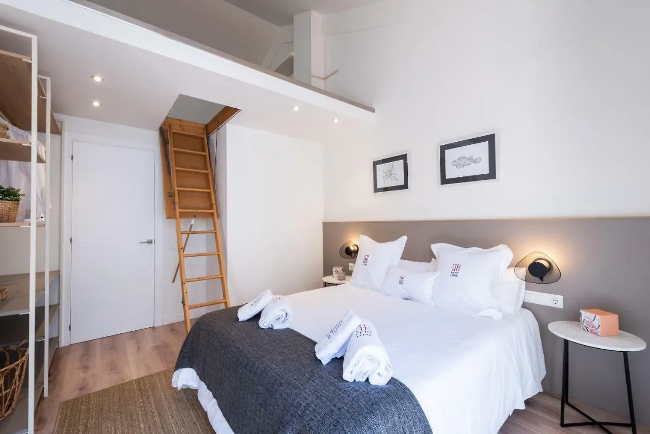 Apartment Ferienwohnung Petit Luxe Tobella Esquerra Terrassa