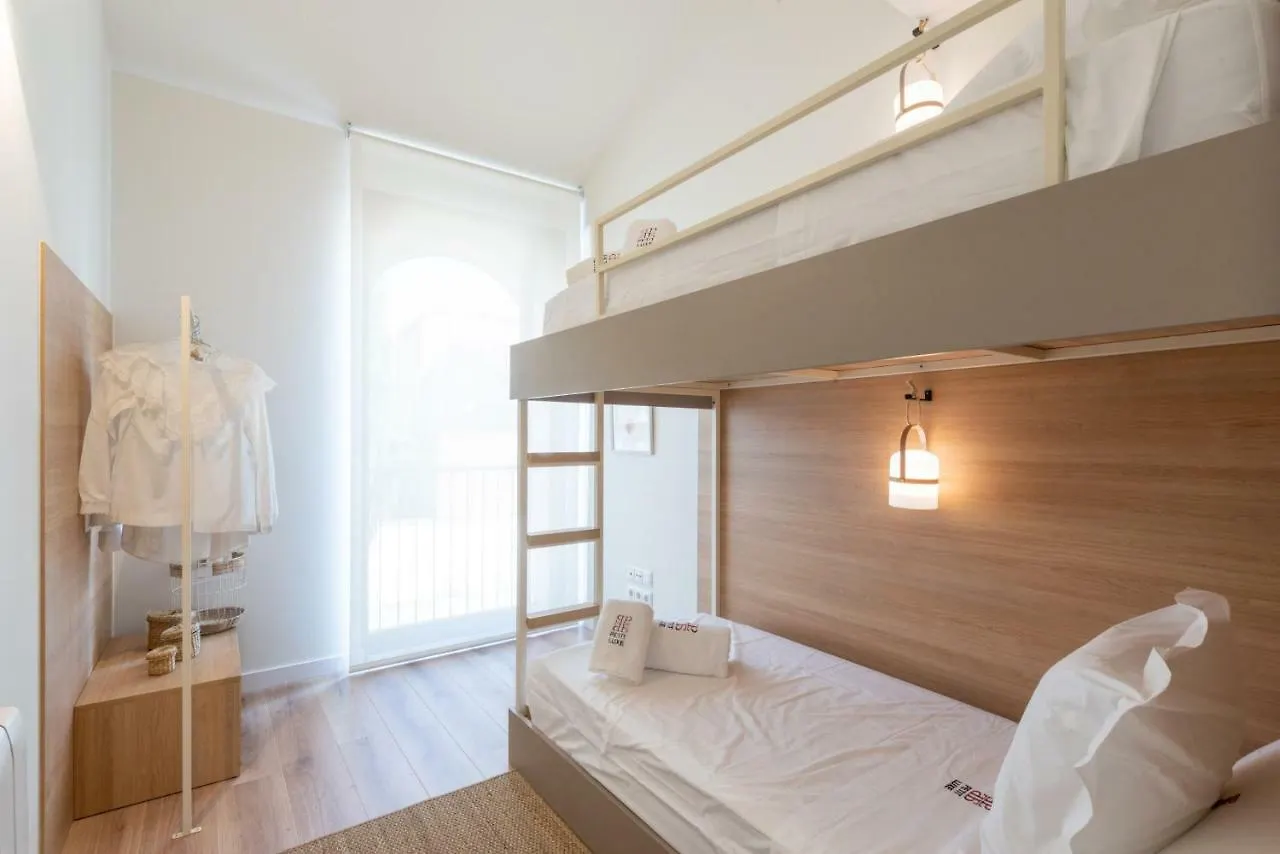 Ferienwohnung Petit Luxe Tobella Esquerra Terrassa
